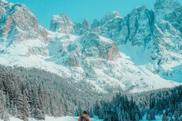 Unveiling Frosty Paradises: 10 Mesmerizing Cold-Weather Destinations